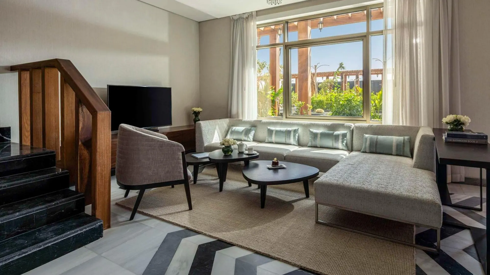 Movenpick Hotel And Residences Ριάντ 5*,  Σαουδική Αραβία