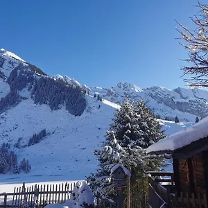 https://hotel-du-lac-des-confins.hotels-rhonealpes.com