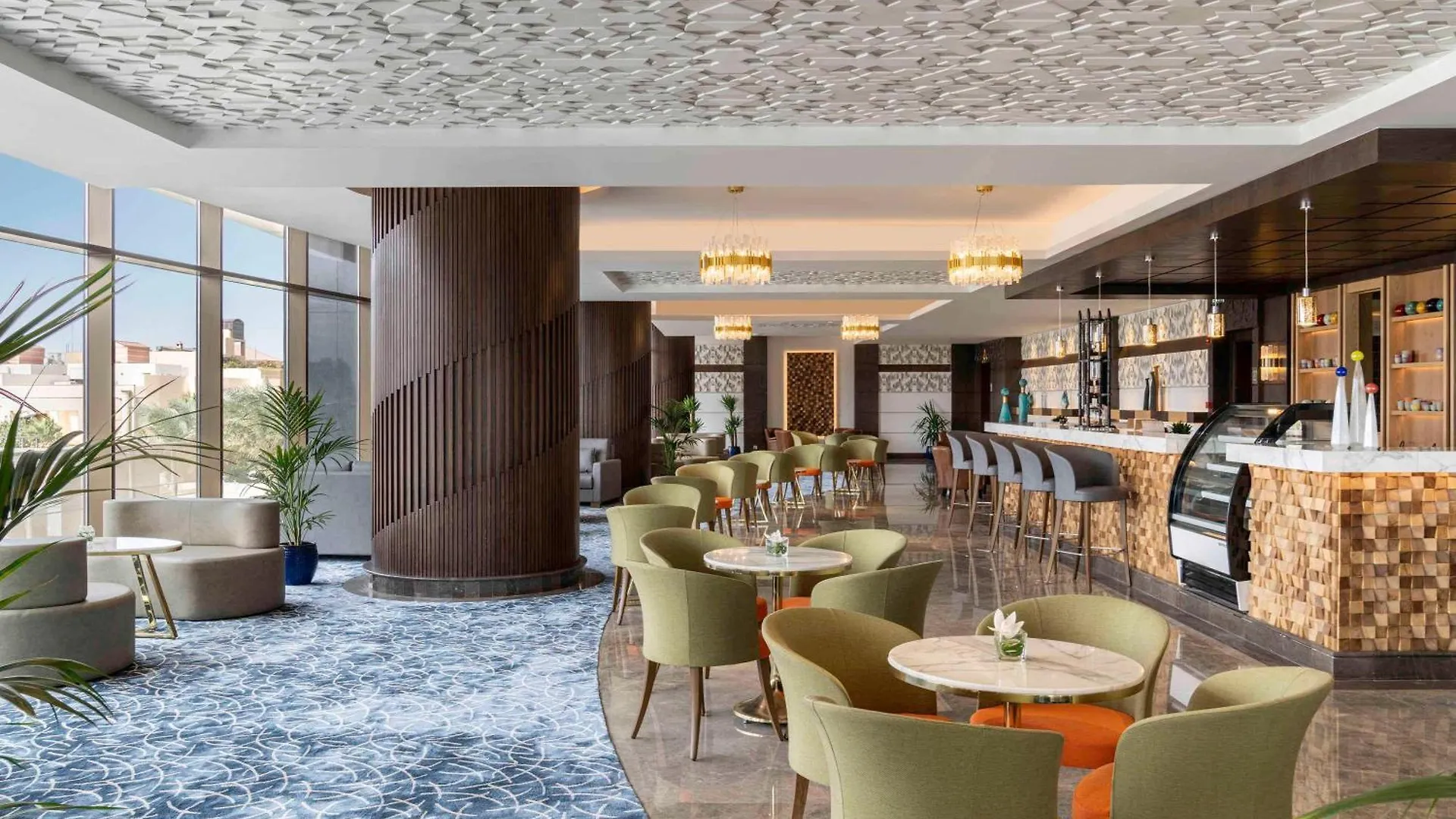 Movenpick Hotel And Residences Ar Riyad 5*,